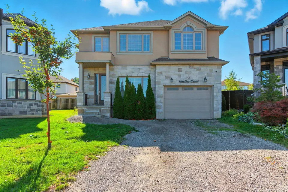 43 Riesling Crt, Hamilton — listing photo