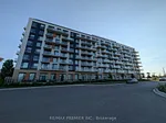 6 David Eyer Rd 811, Richmond Hill
